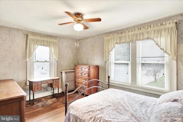 1602 CROWDER AVE, Reading, PA 19607