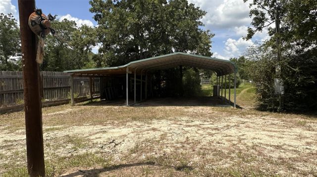 3107 Bob Mathews Street, Bedias, TX 77831