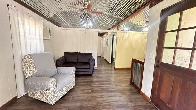 3107 Bob Mathews Street, Bedias, TX 77831