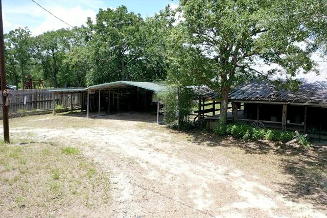 3107 Bob Mathews Street, Bedias, TX 77831