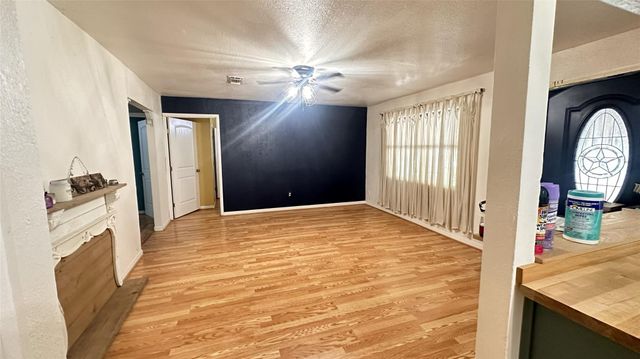 3107 Bob Mathews Street, Bedias, TX 77831