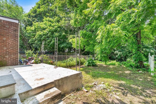 118 N 2ND ST, Darby, PA 19023