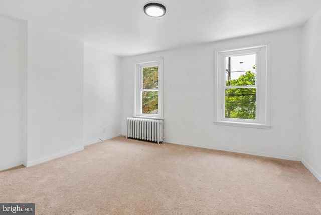 118 N 2ND ST, Darby, PA 19023