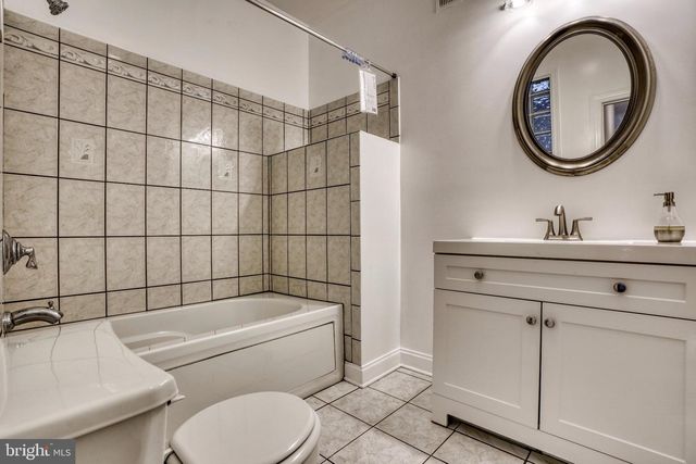 1236 S CHARLES ST, Baltimore, MD 21230