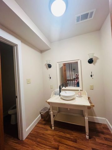 162 Maple Avenue, West Fork, AR 72774