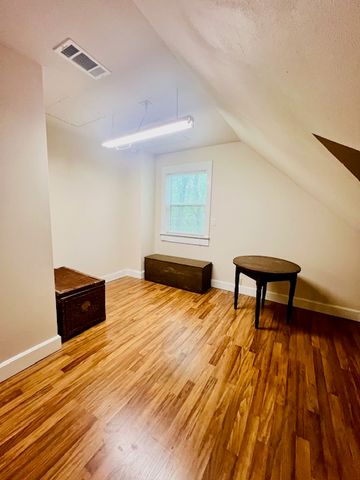 162 Maple Avenue, West Fork, AR 72774