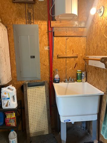162 Maple Avenue, West Fork, AR 72774