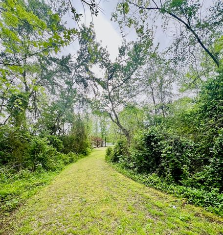 162 Maple Avenue, West Fork, AR 72774
