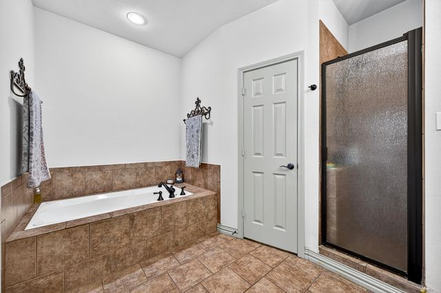 122 2nd Street, Lindsay, TX 76250