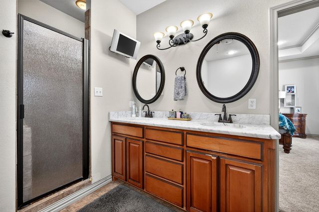 122 2nd Street, Lindsay, TX 76250