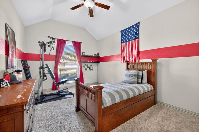 122 2nd Street, Lindsay, TX 76250