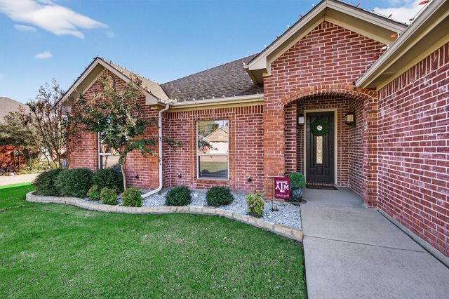 122 2nd Street, Lindsay, TX 76250