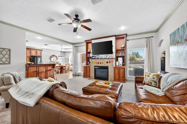 122 2nd Street, Lindsay, TX 76250