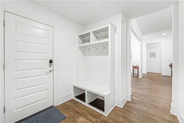 1350 S Spring Loop, Fayetteville, AR 72703