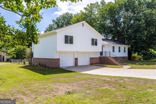 2250 Ridge Forest Drive, Grayson, GA 30017