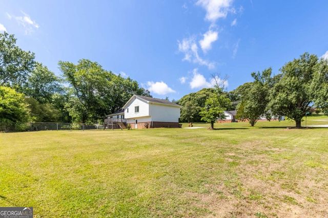 2250 Ridge Forest Drive, Grayson, GA 30017