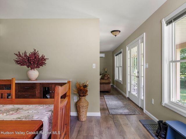26 Thistle Grove, Round Top, NY 12473