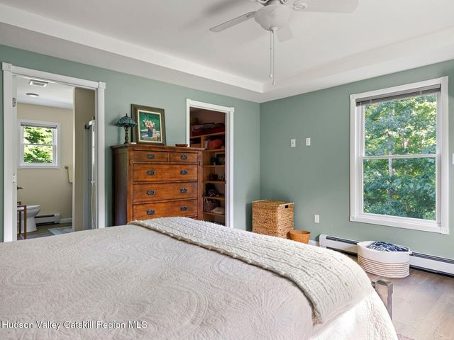 26 Thistle Grove, Round Top, NY 12473