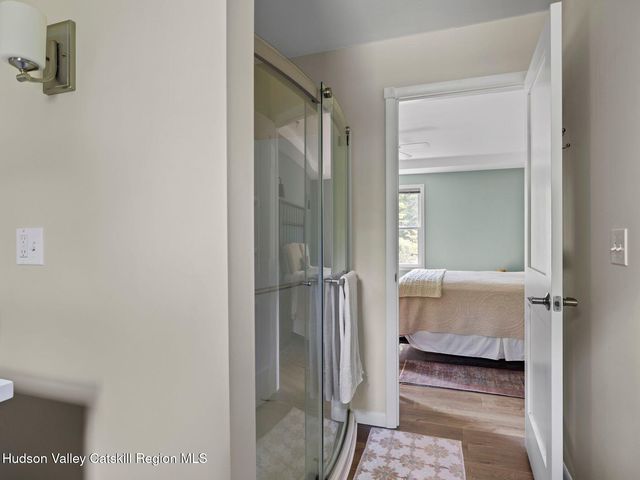 26 Thistle Grove, Round Top, NY 12473