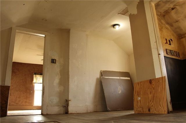 509 S 8th Street, Independence, KS 67301