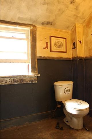 509 S 8th Street, Independence, KS 67301