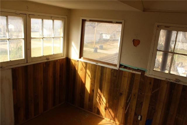 509 S 8th Street, Independence, KS 67301