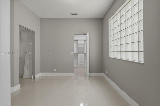 5285 NW 112th Ter -, Coral Springs, FL 33076
