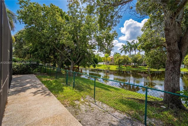 5285 NW 112th Ter -, Coral Springs, FL 33076