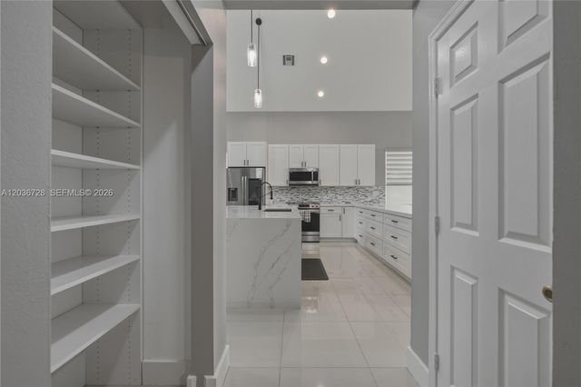 5285 NW 112th Ter -, Coral Springs, FL 33076