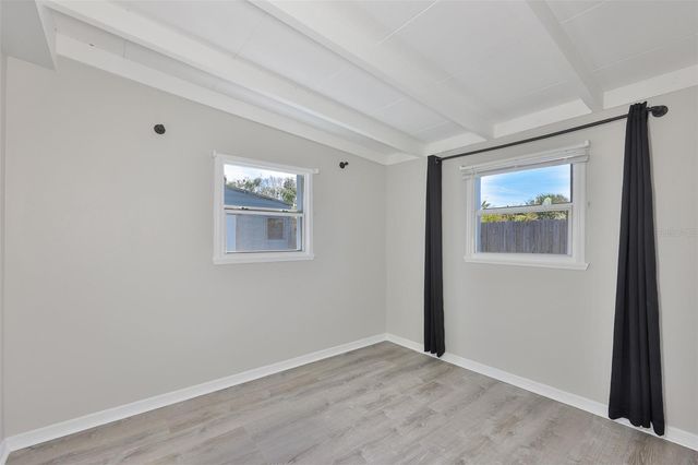 4104 W FAIRVIEW HEIGHTS, Tampa, FL 33616