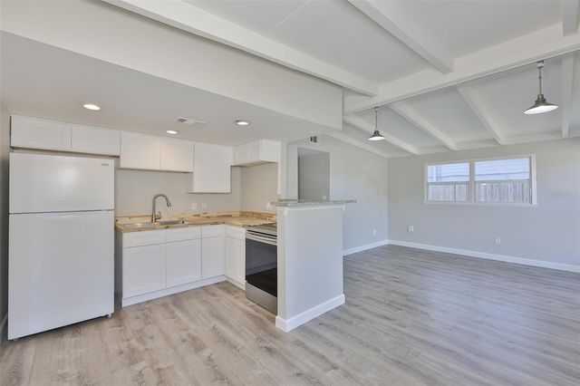 4104 W FAIRVIEW HEIGHTS, Tampa, FL 33616