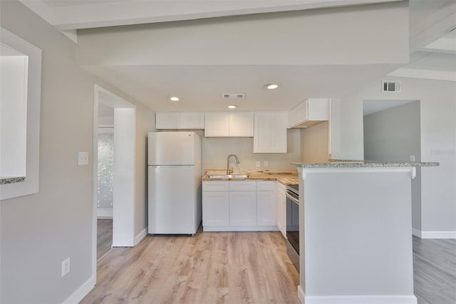 4104 W FAIRVIEW HEIGHTS, Tampa, FL 33616