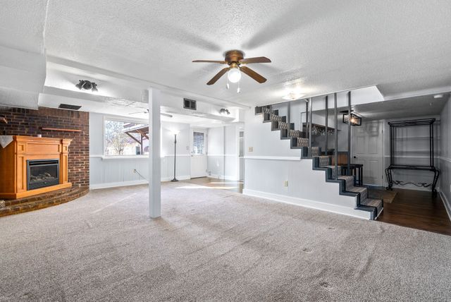 233 Old Hopkinsville Hwy, Clarksville, TN 37042