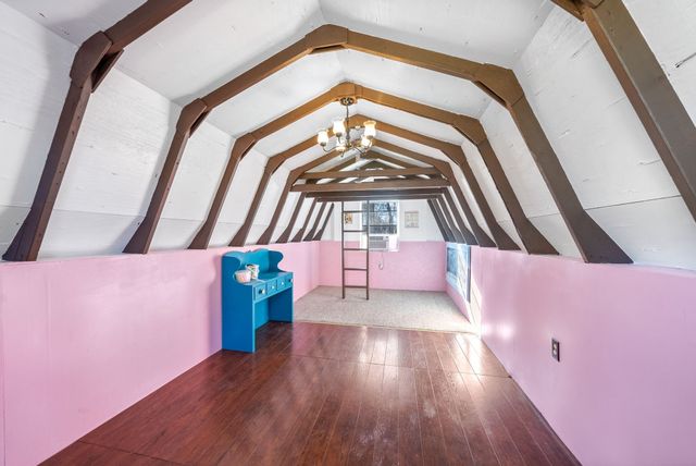 233 Old Hopkinsville Hwy, Clarksville, TN 37042