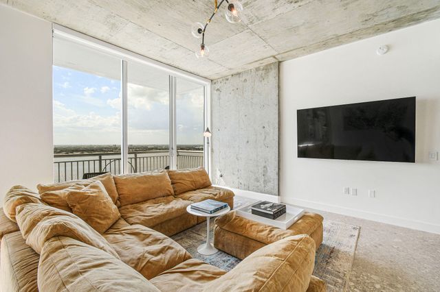 300 S Australian Avenue 1512, West Palm Beach, FL 33401