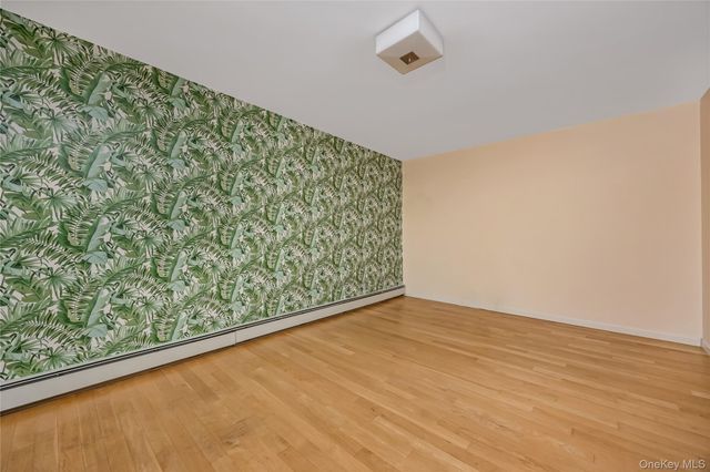 251 W Broadway 306, Long Beach, NY 11561