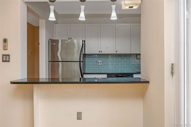 251 W Broadway 306, Long Beach, NY 11561