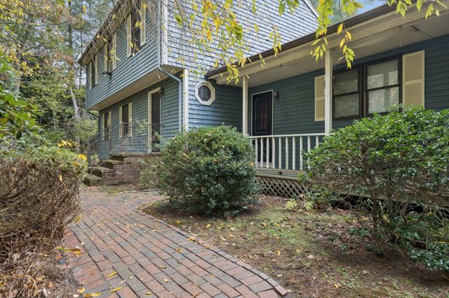 89 Pickens Street, Lakeville, MA 02347
