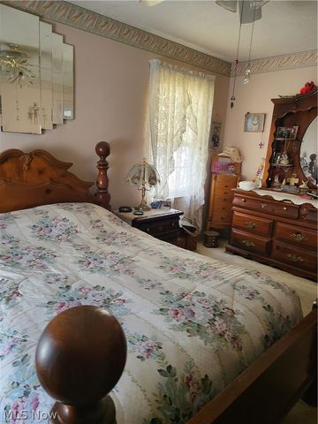 367 Wayne Avenue, Akron, OH 44301