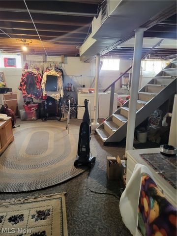 367 Wayne Avenue, Akron, OH 44301