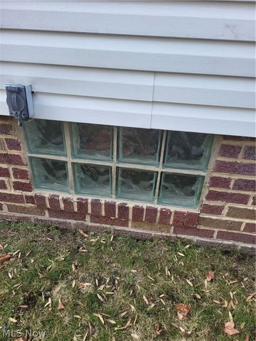 367 Wayne Avenue, Akron, OH 44301