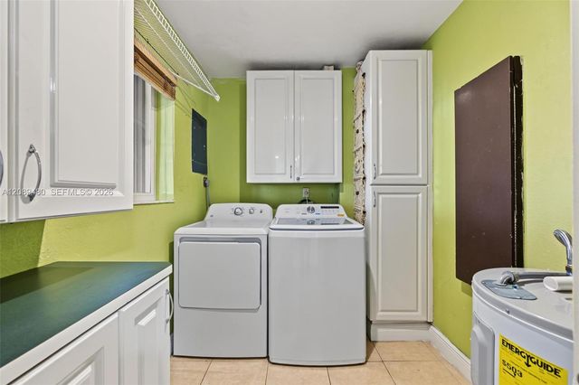 7205 W 3rd Avenue, Hialeah, FL 33014