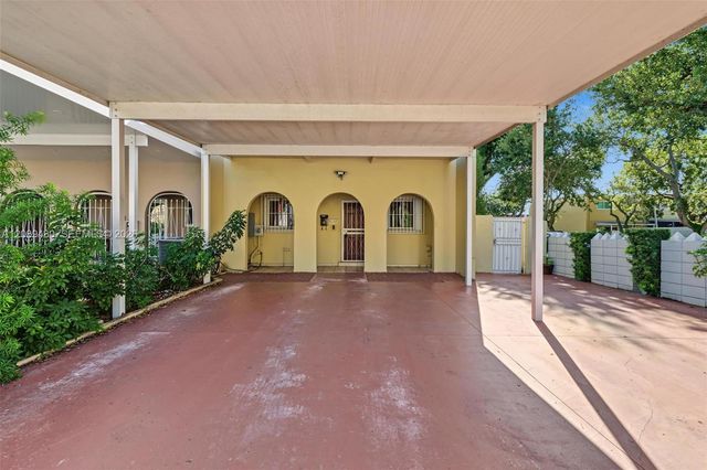 7205 W 3rd Avenue, Hialeah, FL 33014
