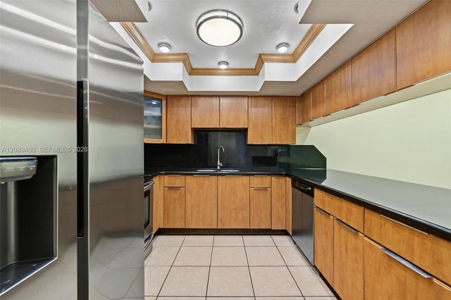 7205 W 3rd Avenue, Hialeah, FL 33014