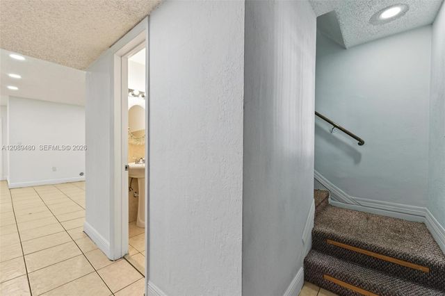 7205 W 3rd Avenue, Hialeah, FL 33014