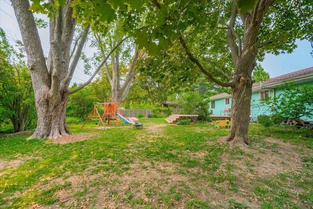 5501 Raymond Road, Madison, WI 53711