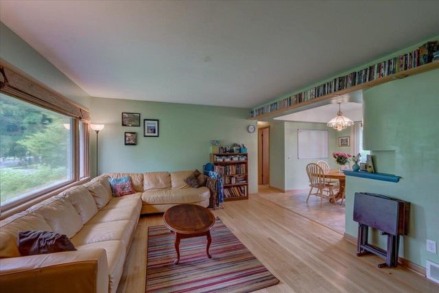 5501 Raymond Road, Madison, WI 53711