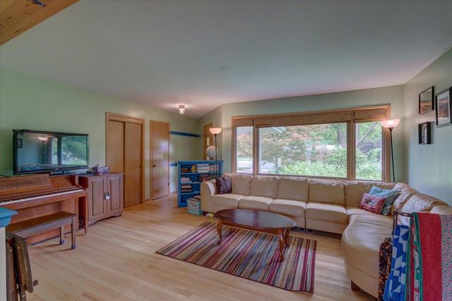 5501 Raymond Road, Madison, WI 53711