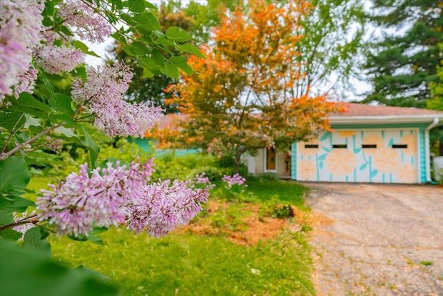 5501 Raymond Road, Madison, WI 53711
