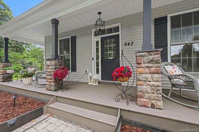 643 Ridgebury Road, Slate Hill, NY 10973